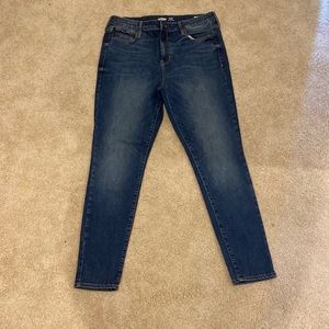 Old Navy Rockstar Super Skinny Jean